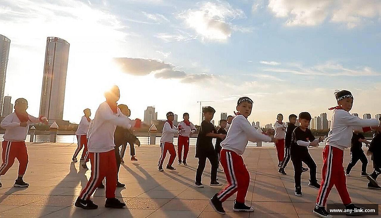 汇聚力量，追逐梦想！